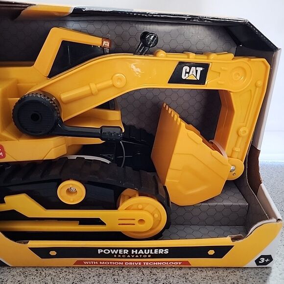 CATERPILLAR Power Haulers Excavator-Motion Drive Light & Sound-New In Box-Age 3+ - Picture 3 of 5